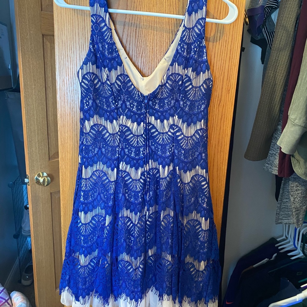 Dress - Picture 2 of 3